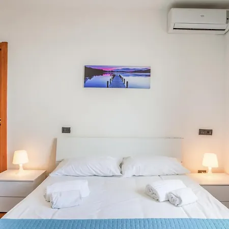 Waterfront Apartmán Bari